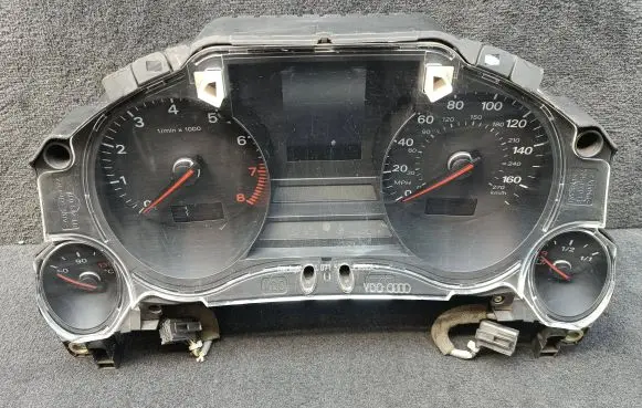 Audi A8 S8 D3 4E Speedometer (instrument cluster) 4E0920950C 110080101009 4E0910900