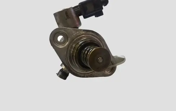 Skoda Superb B8 (3V) Fuel injection high pressure pump 04E127025B 026152026 7000959979