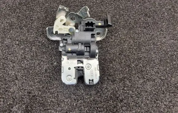 Audi A8 S8 D4 4H Tailgate/trunk/boot lock/catch/latch 4H0827505
