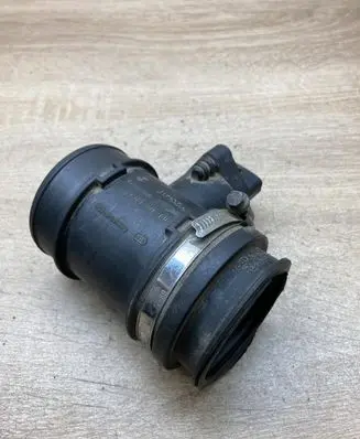 Opel Vectra B Mass air flow meter 0281002180