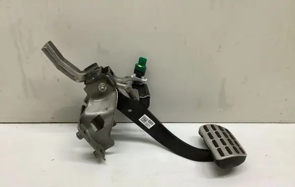 KIA Sportage Brake pedal 32800D9855