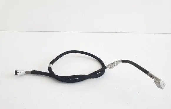 Mercedes-Benz E W212 EUR ISO radio connector 