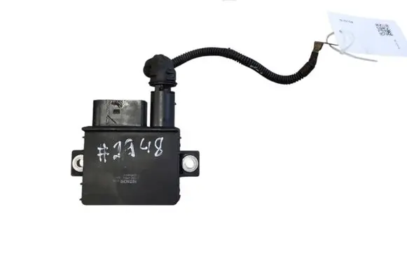 BMW 1 E81 E87 Glow plug pre-heat relay 2502193
