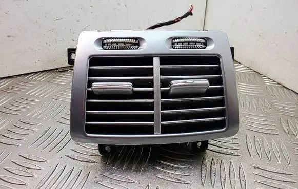 Mercedes-Benz S W221 Rear air vent grill A2218300654