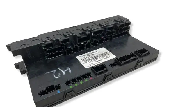 Mercedes-Benz E W211 SAM control unit 2115453601 5DK00804741