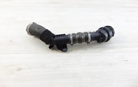 Renault Megane IV Turbo air intake inlet pipe/hose 1199355501 73142021