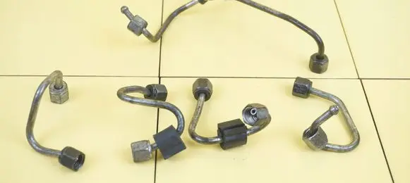 Skoda Octavia Mk3 (5E) Fuel injector supply line/pipe 29SP23