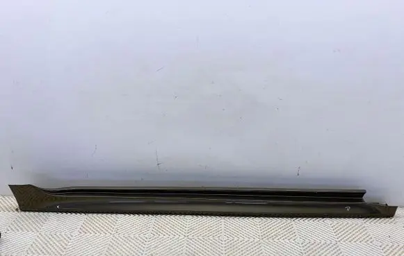 Toyota Yaris Front sill (body part) 758510D100