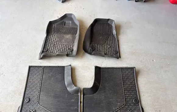 Dodge RAM Car floor mat set 