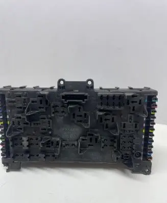 Mercedes-Benz Vito Viano W639 Fuse module 518878004 ZGS002 26062005