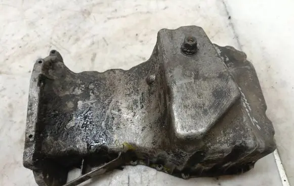 Oil sump