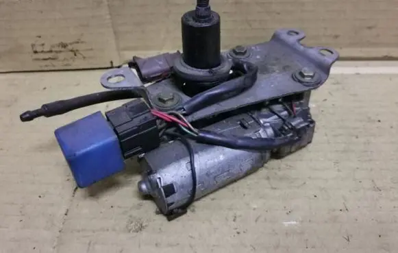 Citroen Xsara Wiper motor 962381888A