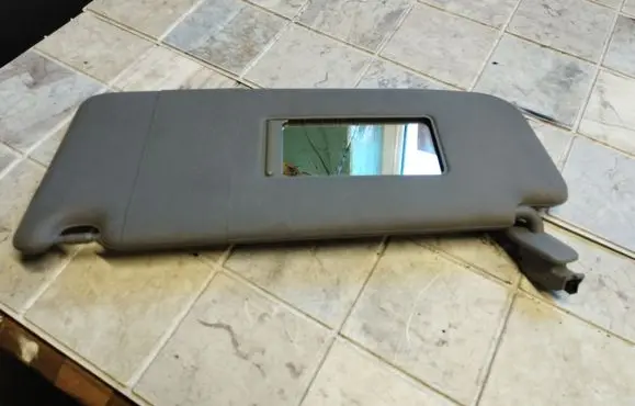 Audi A6 S6 C5 4B Sun visor 4B0857551