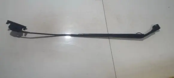 Hyundai Getz Front wiper blade arm
