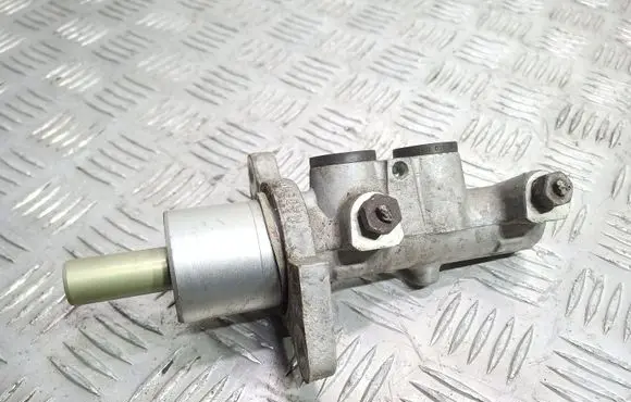 Alfa Romeo 147 Master brake cylinder 42540