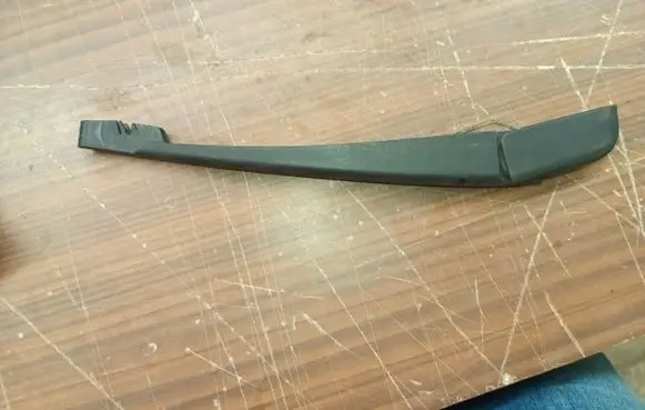 Peugeot 307 Rear wiper blade arm 