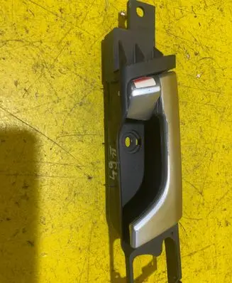 Chevrolet Captiva Rear door interior handle