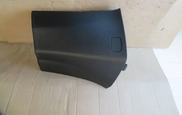 Mercedes-Benz Vito Viano W447 (B) pillar trim (bottom) A4476907525