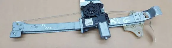 Renault Zoe Front door window regulator with motor 807215899R