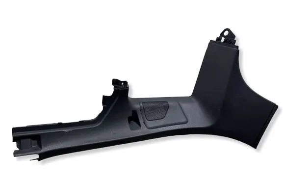 Volvo XC70 (D) pillar trim (bottom) 1882
