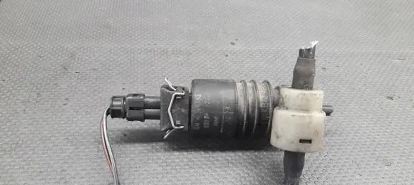 Opel Astra G Windscreen/windshield washer pump 90989762
