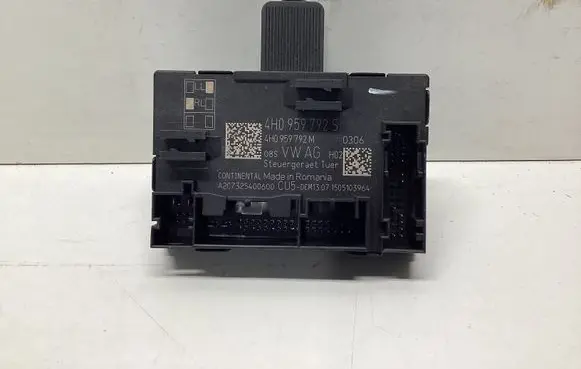 Volkswagen Touareg II Door control unit/module 4H0959792S 4H0959792M