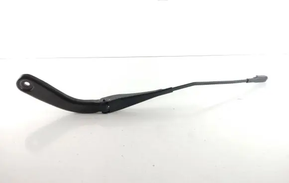 BMW M3 F80 Front wiper blade arm 7260474