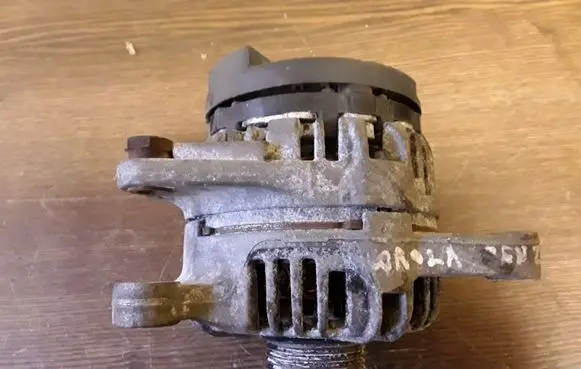 Toyota Corolla E120 E130 Generator/alternator 0124315024 270600D030F