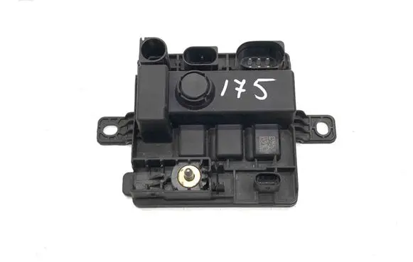 BMW X3 F25 Current control relay 7591534