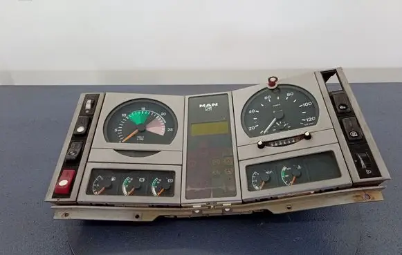 AC 428 Speedometer (instrument cluster) 81272026080