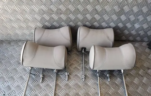 Jaguar XJ X308 Front seat headrest 