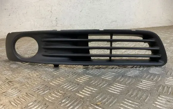 Subaru Legacy Front fog light trim/grill 57731AG630