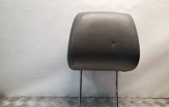 Jeep Grand Cherokee (WK) Front seat headrest 