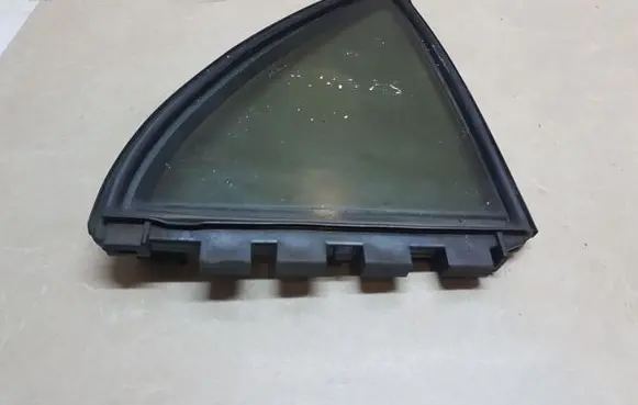 Toyota Corolla E120 E130 Rear vent window glass 