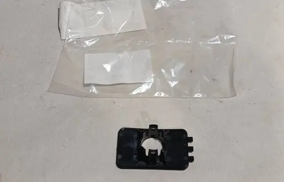 BMW X5 G05 Front parking sensor holder (PDC) 51118069241