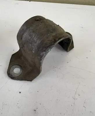 Land Rover Range Rover L322 Sway bar bush bracket, front 