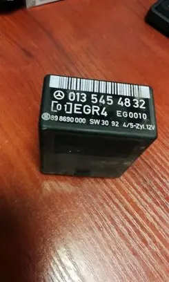 Mercedes-Benz C W202 Other relay 0135454832