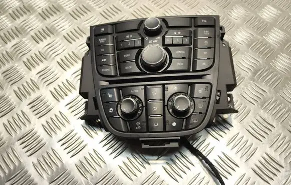 Opel Astra J Head unit multimedia control 13346050 13346100
