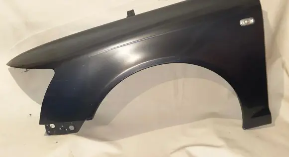 Audi A6 S6 C6 4F Fender