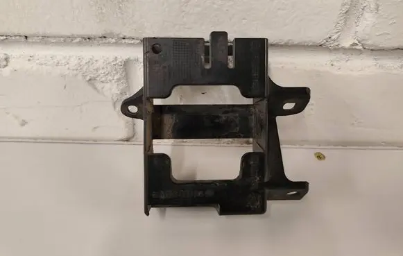 Mercedes-Benz S W221 Front parking sensor holder (PDC) A2218850467