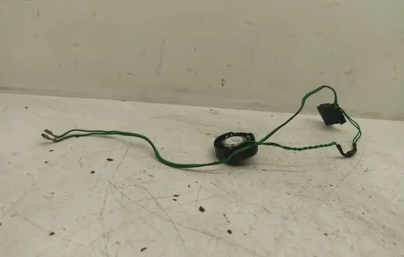 Audi A3 S3 8L Front door speaker 8L0035399