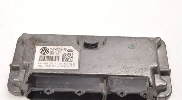 Skoda Fabia Mk1 (6Y) Engine control unit/module ECU 03C906024AB