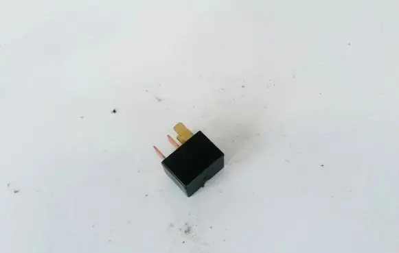 Toyota Avensis Verso Other relay 9098702024 90987-02024