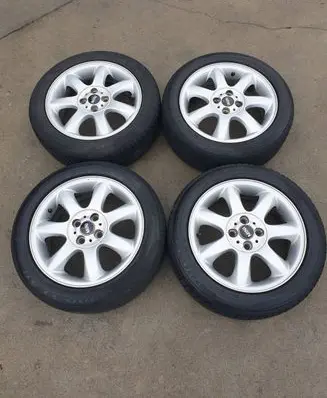 R16 alloy rim