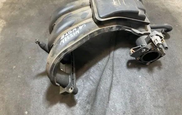 Nissan Note (E12) Intake manifold