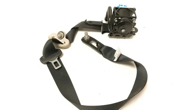 Mazda CX-3 Front seatbelt TTCAH2EH985
