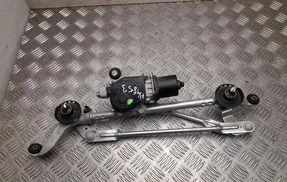 Nissan Leaf II (ZE1) Front wiper linkage 3114C118A