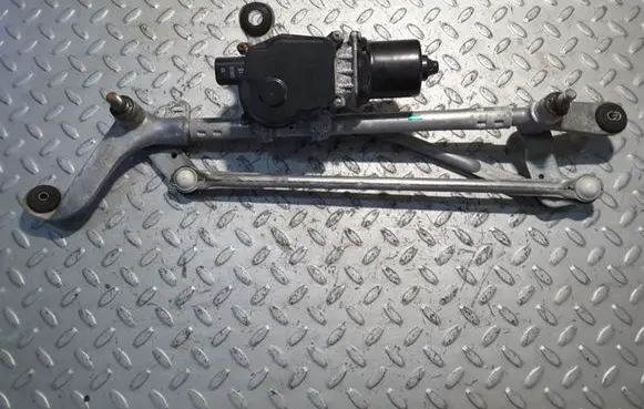 Nissan Leaf I (ZE0) Front wiper linkage and motor 2410C003 322B