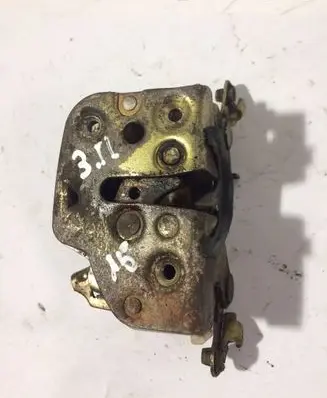 Nissan Patrol 260 Rear door lock