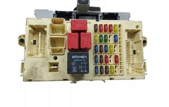 Fiat Stilo Fuse box set 46797600